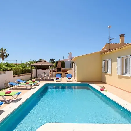 Yolanda - Cala'n Porter * Cala En Porter (Menorca)